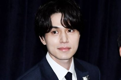 Ganteng Pakai Jas, Lee Dong Wook Ceria Diangkat Jadi Duta Promosi PyeongChang