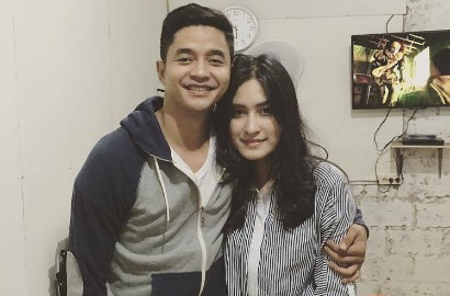 Belikan Tas Mahal untuk Pacar, Ekspresi Wajah Adly Fairuz Jadi Sorotan