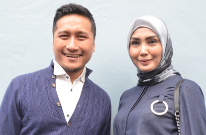 Rayakan 13 Tahun Pernikahan, Arie Untung Ungkapkan Perasaannya