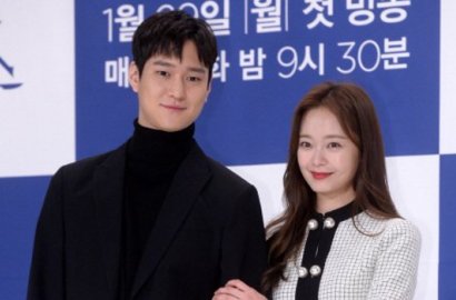 Go Kyung Pyo - Jeon So Min Tangani Pasien Bareng, 'Cross' Dipuji Makin Seru