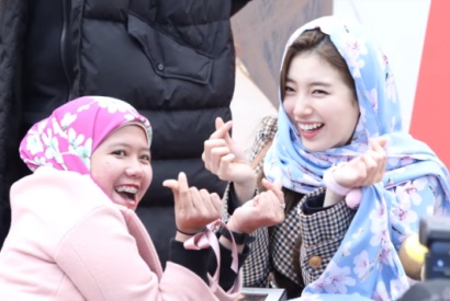 Mengharukan, Ternyata Ini Cerita Dibalik Suzy Diberi Hijab Fans Indonesia