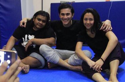 Poster Film 'Wiro Sableng' Rilis, Vino Bastian cs Siap Tunjukkan Aksi Silat