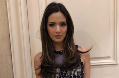 Cantik Kenakan Gaun Hitam, Netter Puji Nia Ramadhani yang Terlihat Semakin Langsing