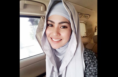 Berhijab, Kartika Putri Tetapkan Standar Buat Jodoh?
