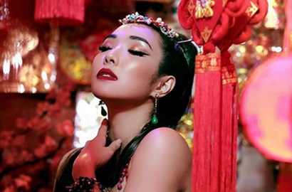 Gisella Pamer Bodi Seksi di Pemotretan Bertema Imlek, Gading Malah Ramai Diprotes