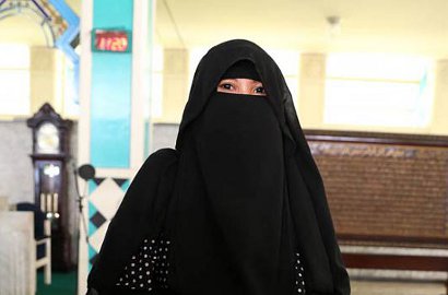 Pacar Baru Caisar adalah Mantan Karyawannya, Indadari Bantah Orang Ketiga