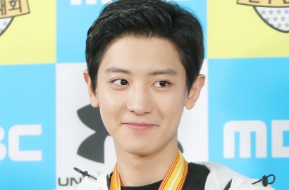 Unggah Selca Imut, Chanyeol 'Diserbu' Fans dengan Komentar Ini
