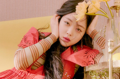 Tampil Elegan di Foto Ini, Sulli Buka Rahasia Makeup Sehari-hari