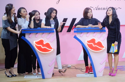 Feni Rose Ditawari Masuk Genk Meisya Siregar cs, Cocok?