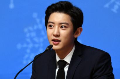 Unggah Foto EXO di Backstage Upacara Penutupan Olimpiade, Chanyeol Tulis Ini untuk Fans