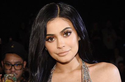 Baru Melahirkan, Kylie Jenner Diet Ketat demi Kembali Seksi?