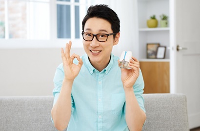 Tinggalkan Agensi Lama, Lee Hwi Jae Resmi Bergabung dengan Cube Entertainment