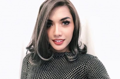 Lagi-Lagi Tampil Seksi Saat Pemotretan, Netter Kasihani Almarhum Ayah Millendaru