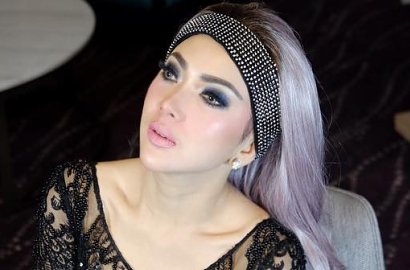Foto di Jalan Tol, Syahrini Terancam Hukuman 18 Bulan Penjara