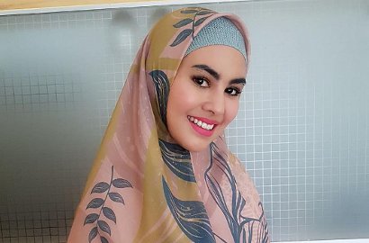 Serba Pink di Pemotretan, Cantiknya Kartika Putri Disebut Mirip Barbie