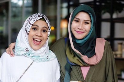 Sama-Sama Hamil Tua, Netter Doakan Persalinan Nycta Gina-Zaskia Adya Mecca Lancar