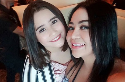 Annisa Bahar Unggah Foto Mirip Prilly Latuconsina, Netter: Caper Banget