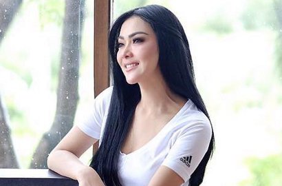 Dipanggil Sidang Kasus First Travel, Syahrini Bakal Mangkir Lagi?