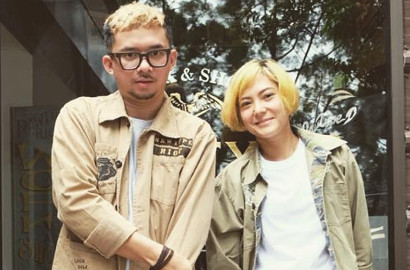 Berawal dari Mobil Travel, Poppy Sovia dan Oki Berlanjut ke Pelaminan