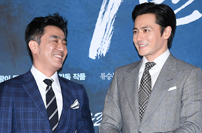 Simpan Dendam, Jang Dong Gun Tatap Tajam Ryu Seung Ryong di 'Seven Years of Night'