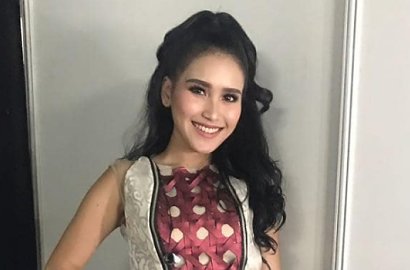 Heboh Sosok Jatuh dari Panggung Saat Tampil di HUT ANTV, Ayu Ting Ting?