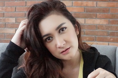 Bungkam Soal Kabar Pacar Baru Zack Lee, Nafa Urbach Bantah Ikut Campur