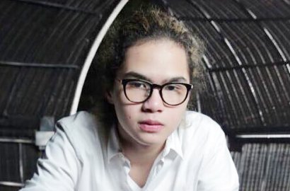 Pamer Foto Bersahaja Pakai Peci, Dul Jaelani: Calon Presiden Indonesia 2060