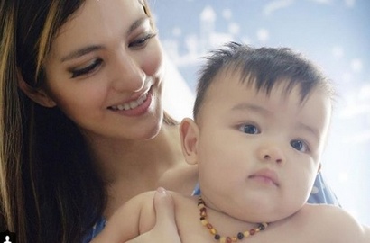 Nia Ramadhani Posting Produk Endorse, Netter Salah Fokus ke Bayinya