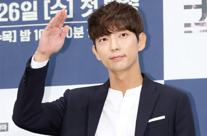 Ganteng Banget, Intip Gaya Keren Lee Jun Ki Jadi Pengacara di 'Lawless Lawyer'