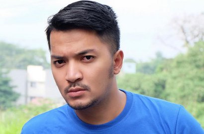 Hubungan dengan Denada Kandas, Ihsan Tarore Nikmati Masa Lajang