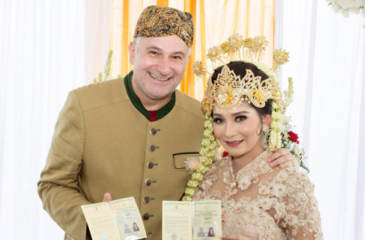 Pilih Nikahi Bule 56 Tahun, Ini Alasan Baby Margaretha Enggan Pacari Brondong