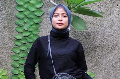 Perdana Pakai Hijab di 'Indonesian Idol', Tantri Kotak Kenang Di-bully Netter