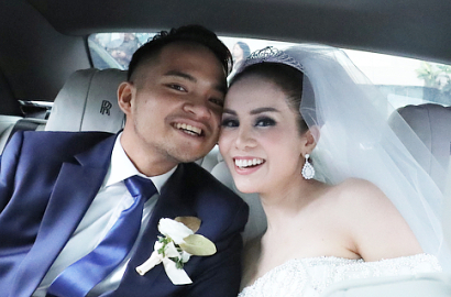 Rayakan Ultah Nikah, Momo Geisha Kenang Perjuangan Suami Luluhkan Hatinya