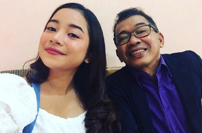 Putri Cantik Jarwo Kwat Corat-Coret Seragam Rayakan Kelulusan, Netter Beri Nasehat