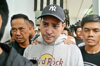 Mata Berkaca-kaca, Riza Shahab Menyesal Konsumsi Narkoba