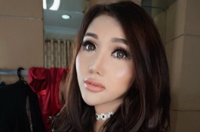 Lucinta Luna Dilarang Kakak Mampir ke Rumah Usai Kunjungi Makam Ibunda