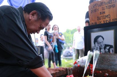 Meninggal Dunia, Deddy Sutomo Sempat Beri Pesan Ini ke Ray Sahetapy