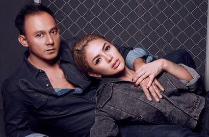 Umrah Bareng Dipo Latief, Nikita Mirzani Bantah Menikah di Mekkah