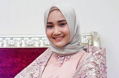 Dikabarkan Dekat dengan Anak Bupati, Ibu Fatin Shidqia Beri Lampu Hijau