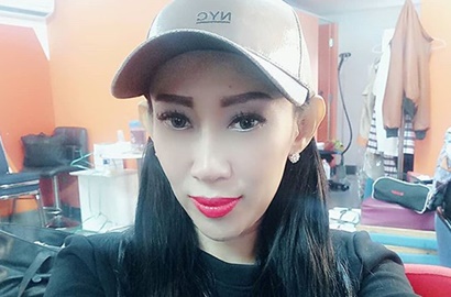 Curhat Mencoba Tegar, Netter Malah Soroti Penampilan Dewi Sanca