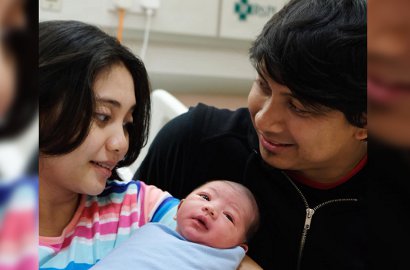 Lihat Perjuangan Sang Istri Lahirkan Anak Kedua, Aden Bajaj Menangis