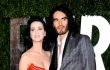 Katy Perry Jinakkan Russell Brand Dengan Menunda Hubungan Intim