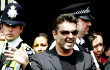 Sempat Ditangkap, George Michael Akhirnya Bebas Dengan Jaminan