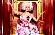 Jajal Jadi Model, Lady GaGa Kenakan Gaun Berhias Puluhan Boneka Hello Kitty