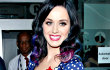 Katy Perry Suka Curi Bantal Hotel Sebagai Cinderamata