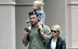 Kedua Anak Naomi Watts Mengira Ibunya Kerja di Mobil Trailer