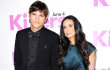 Ashton Kutcher dan Demi Moore Pergi Ke Israel Bukan Hanya Untuk Urusan Bisnis