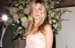 Jennifer Aniston Suka Jadi Bahan Gosip
