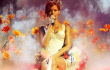 Video: Rihanna Jadi Ratu Taman Bunga di MTV EMAs 2010