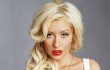 Foto: Christina Aguilera Gandeng Pria Lain